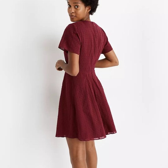 Madewell Button-Front Swing Dress in Swiss Dot Dusty Burgundy, Size 6 - Picture 2 of 4